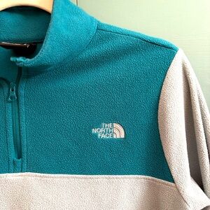 The North Face Two-tone Pullover
